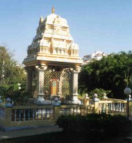 Im Gel&auml;nde des Ashrams