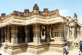 Hauptgeb&auml;ude im Vittala Tempel